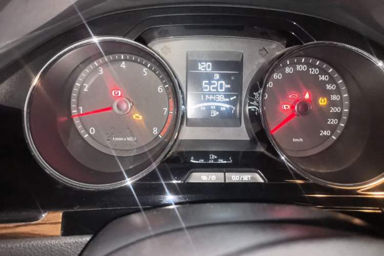 Used Volkswagen Bora 2013 1.6L Automatic Luxury Model Odometer Close Up