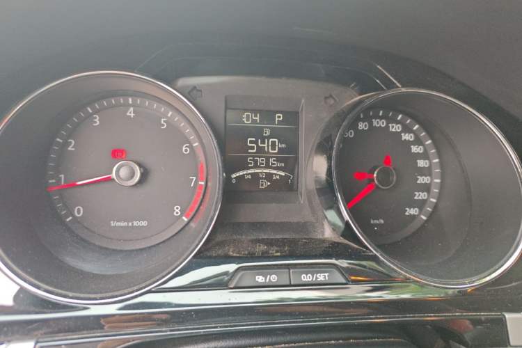 Used Volkswagen Bora 2013 1.6L Automatic Comfort Model Odometer Close Up