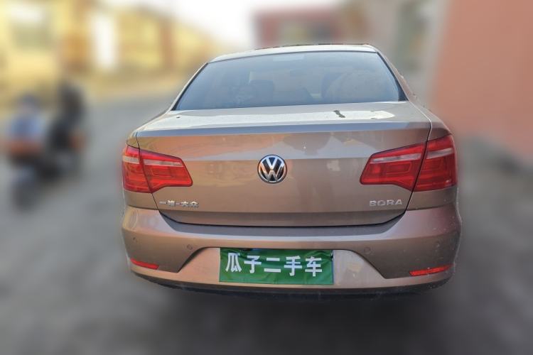 Used Volkswagen Bora 2013 1.6L Manual Fashion Edition Rear