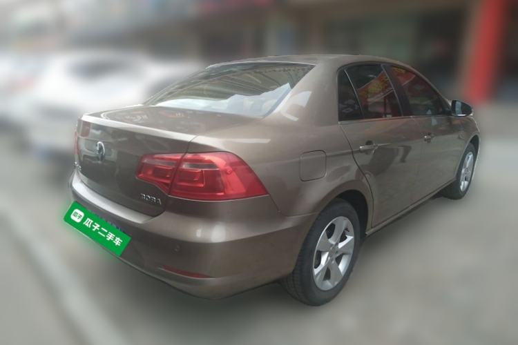 Used Volkswagen Bora 2013 1.6L Manual Comfort Model Rear Right 45 Deg