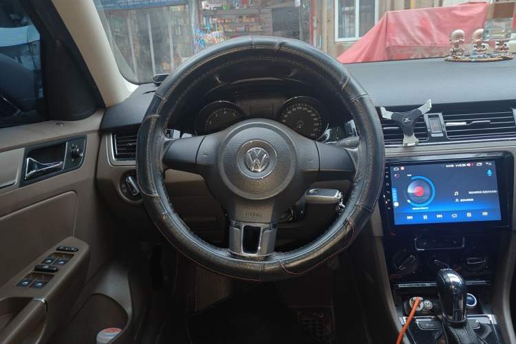 Used Volkswagen Bora 2013 1.4T Automatic Comfort Model Steering Wheel