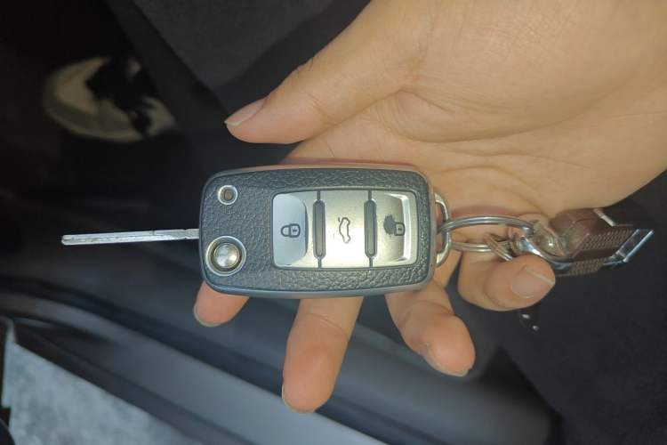 Used Volkswagen Bora 2013 1.4T Automatic Comfort Model Vehicle Key