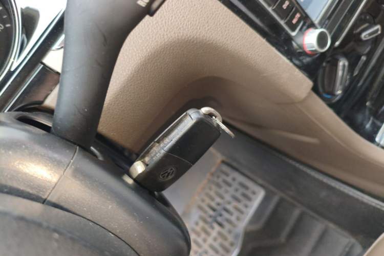 Used Volkswagen Bora 2013 1.4T Manual Comfort Model Vehicle Key