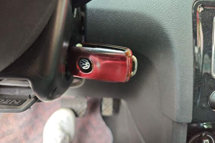 Used Volkswagen Bora 2013 1.6L Automatic Comfort Model Vehicle Key
