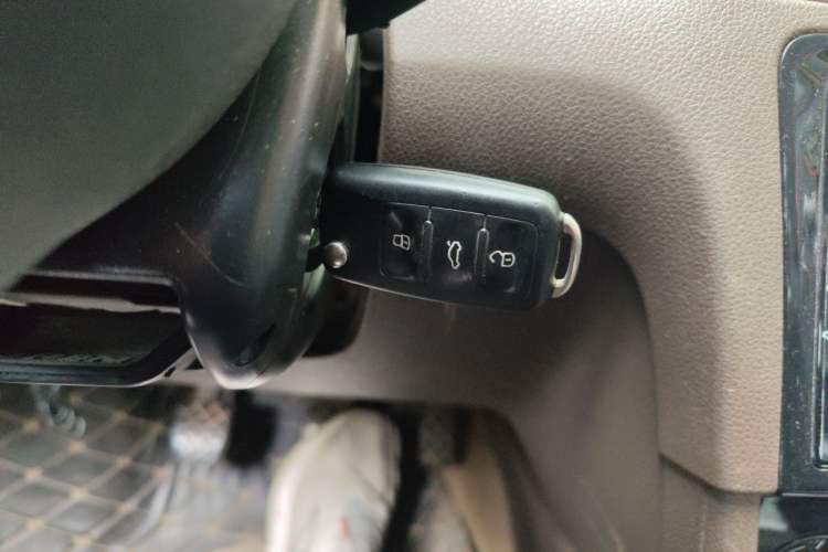 Used Volkswagen Bora 2013 1.4T Manual Comfort Model Vehicle Key