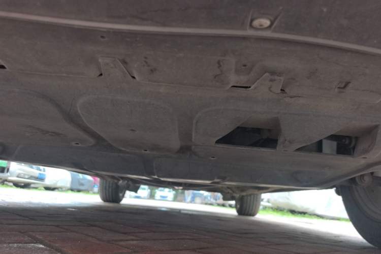 Used Volkswagen Bora 2013 1.6L Manual Comfort Model Chassis Front