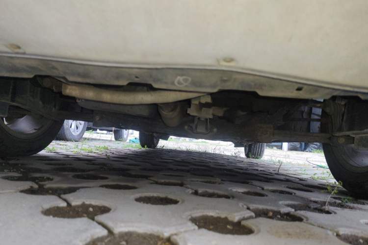 Used Volkswagen Bora 2013 1.6L Manual Comfort Model Chassis Front