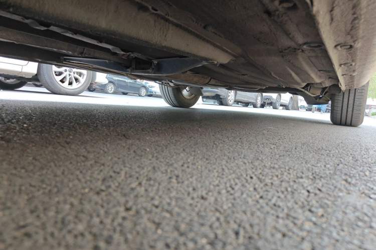 Used Volkswagen Bora 2013 1.6L Automatic Fashion Model Chassis Front Left