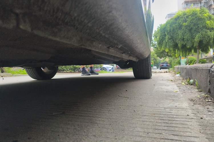 Used Volkswagen Bora 2013 1.6L Manual Comfort Model Chassis Front Left