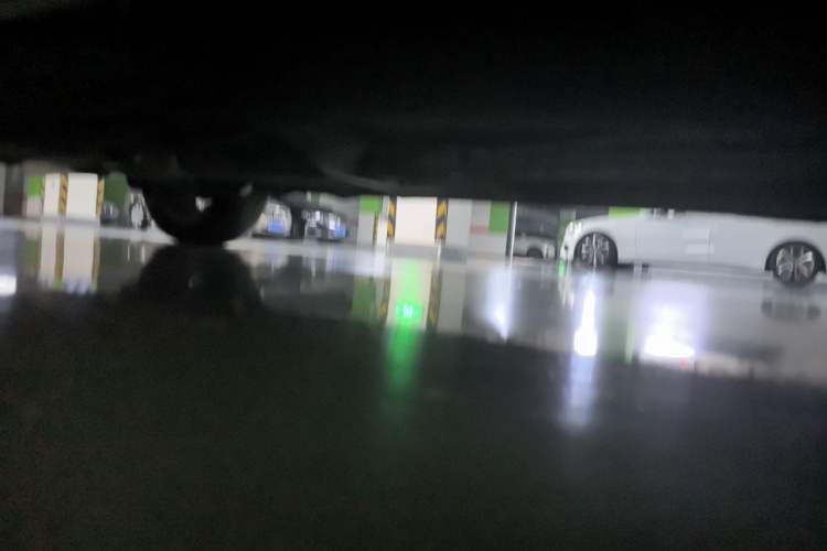 Used Volkswagen Bora 2013 1.6L Manual Comfort Model Chassis Front Right