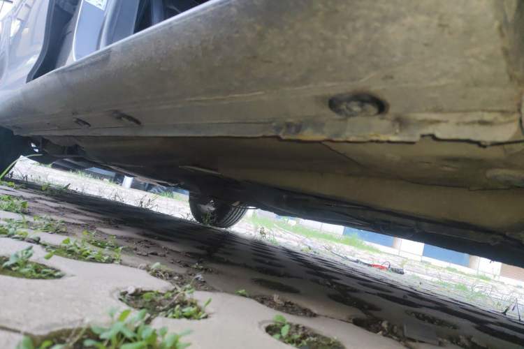Used Volkswagen Bora 2013 1.6L Manual Comfort Model Chassis Front Right