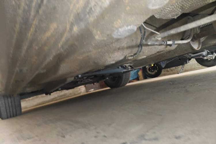 Used Volkswagen Bora 2013 1.6L Automatic Fashion Model Chassis Rear Left