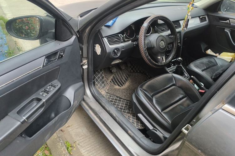 Used Volkswagen Bora 2013 1.6L Manual Comfort Model Driver Seat