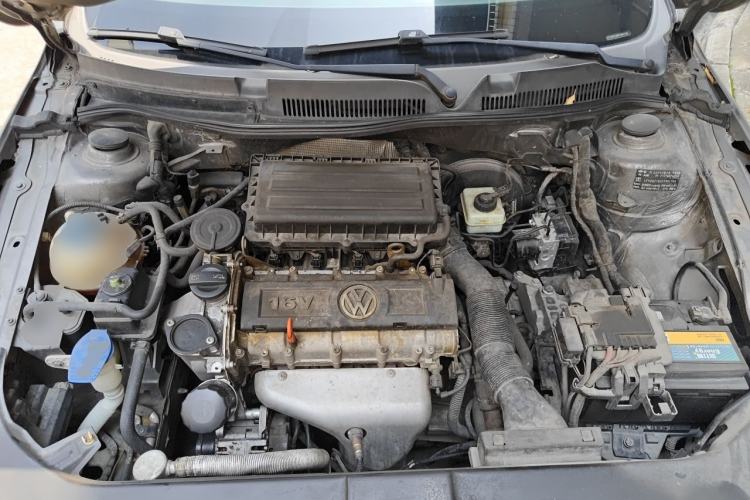 Used Volkswagen Bora 2013 1.6L Automatic Fashion Model Engine Bay