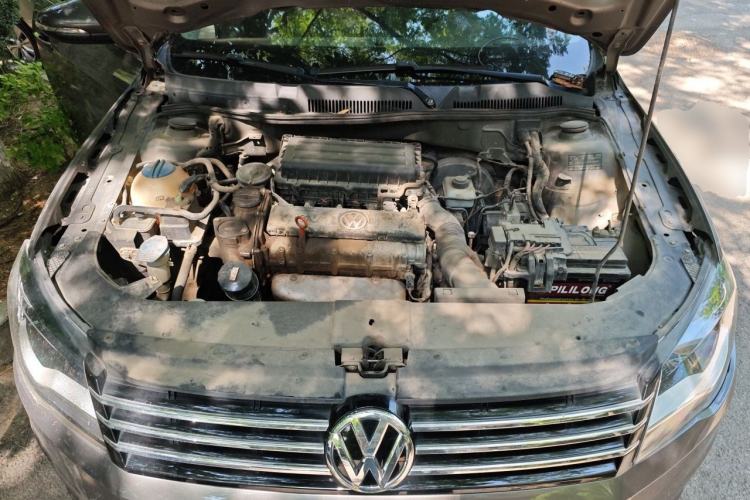 Used Volkswagen Bora 2013 1.6L Automatic Comfort Model Engine Bay