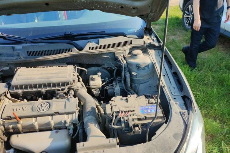 Used Volkswagen Bora 2013 1.6L Automatic Comfort Model Engine Bay Left