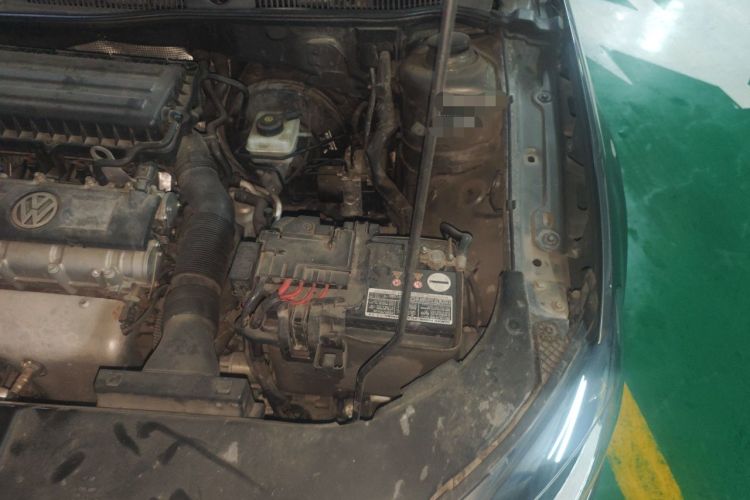 Used Volkswagen Bora 2013 1.6L Automatic Comfort Model Engine Bay Left