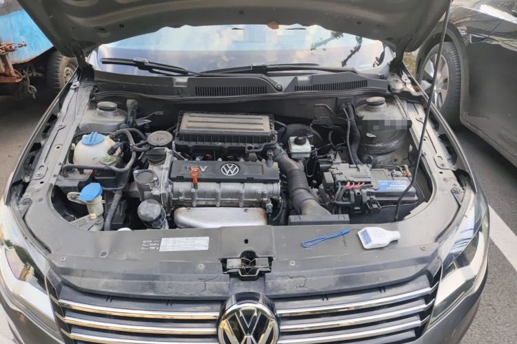 Used Volkswagen Bora 2013 1.6L Automatic Comfort Model Engine Bay