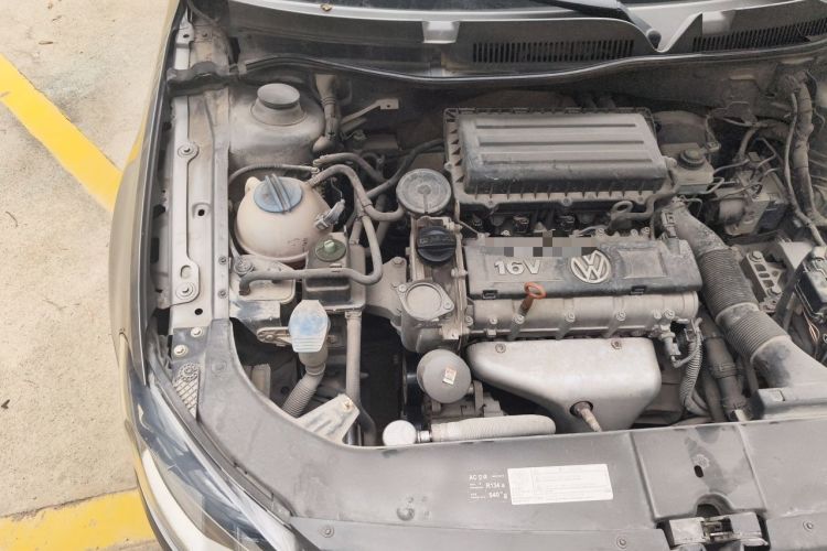 Used Volkswagen Bora 2013 1.6L Automatic Comfort Model Engine Bay Right