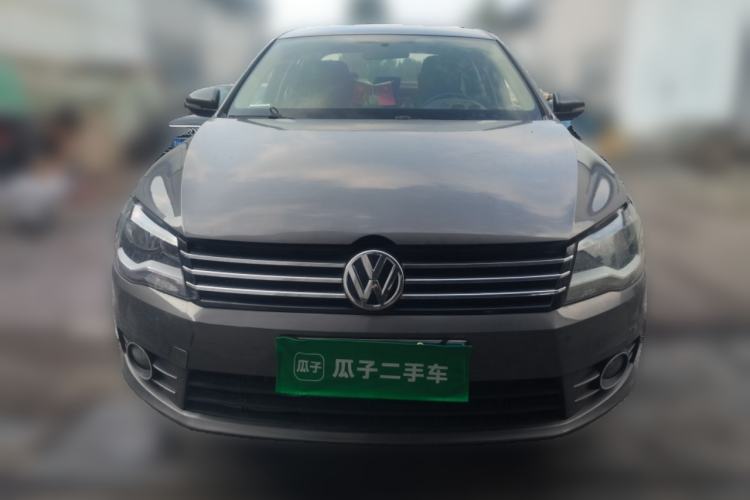 Used Volkswagen Bora 2013 1.6L Manual Fashion Edition Front