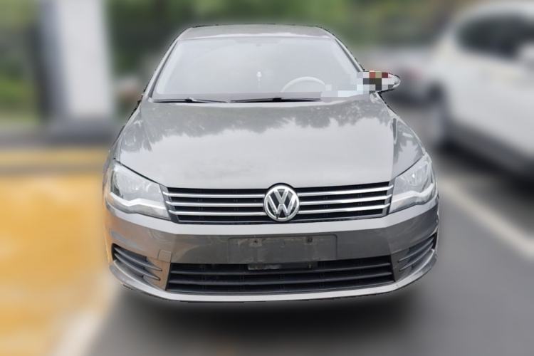 Used Volkswagen Bora 2013 1.6L Automatic Fashion Model Front