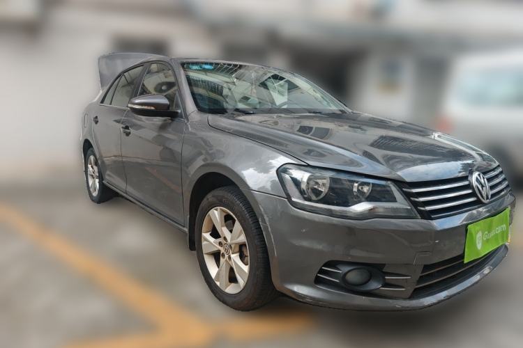 Used Volkswagen Bora 2013 1.4T Automatic Comfort Model Front Right 45 Deg
