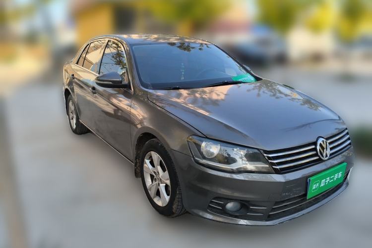 Used Volkswagen Bora 2013 1.4T Automatic Comfort Model Front Right 45 Deg