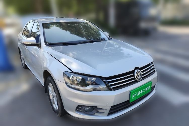 Used Volkswagen Bora 2013 1.6L Manual Fashion Edition Front Right 45 Deg