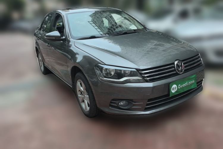 Used Volkswagen Bora 2013 1.6L Manual Comfort Model Front Right 45 Deg