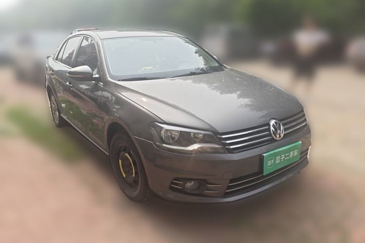 Used Volkswagen Bora 2013 1.6L Automatic Comfort Model Front Right 45 Deg