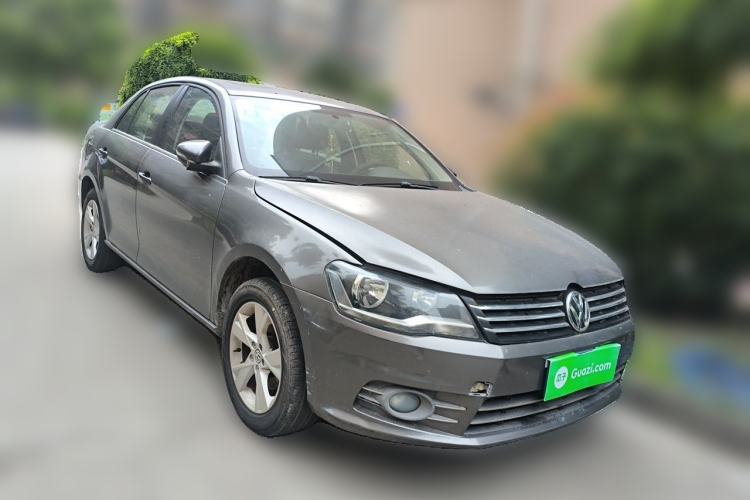 Used Volkswagen Bora 2013 1.6L Manual Comfort Model Front Right 45 Deg