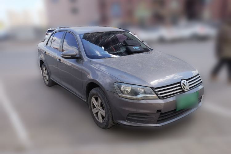 Used Volkswagen Bora 2013 1.6L Manual Fashion Edition Front Right 45 Deg