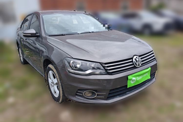 Used Volkswagen Bora 2013 1.6L Automatic Fashion Model Front Right 45 Deg