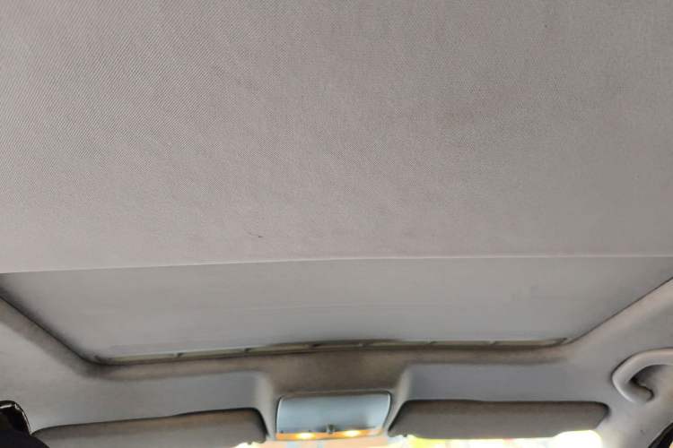 Used Volkswagen Bora 2013 1.4T Automatic Comfort Model Headliner
