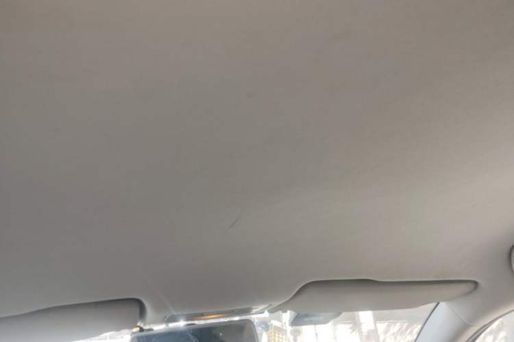 Used Volkswagen Bora 2013 1.6L Manual Fashion Edition Headliner