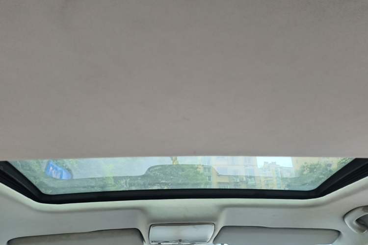Used Volkswagen Bora 2013 1.6L Manual Comfort Model Headliner