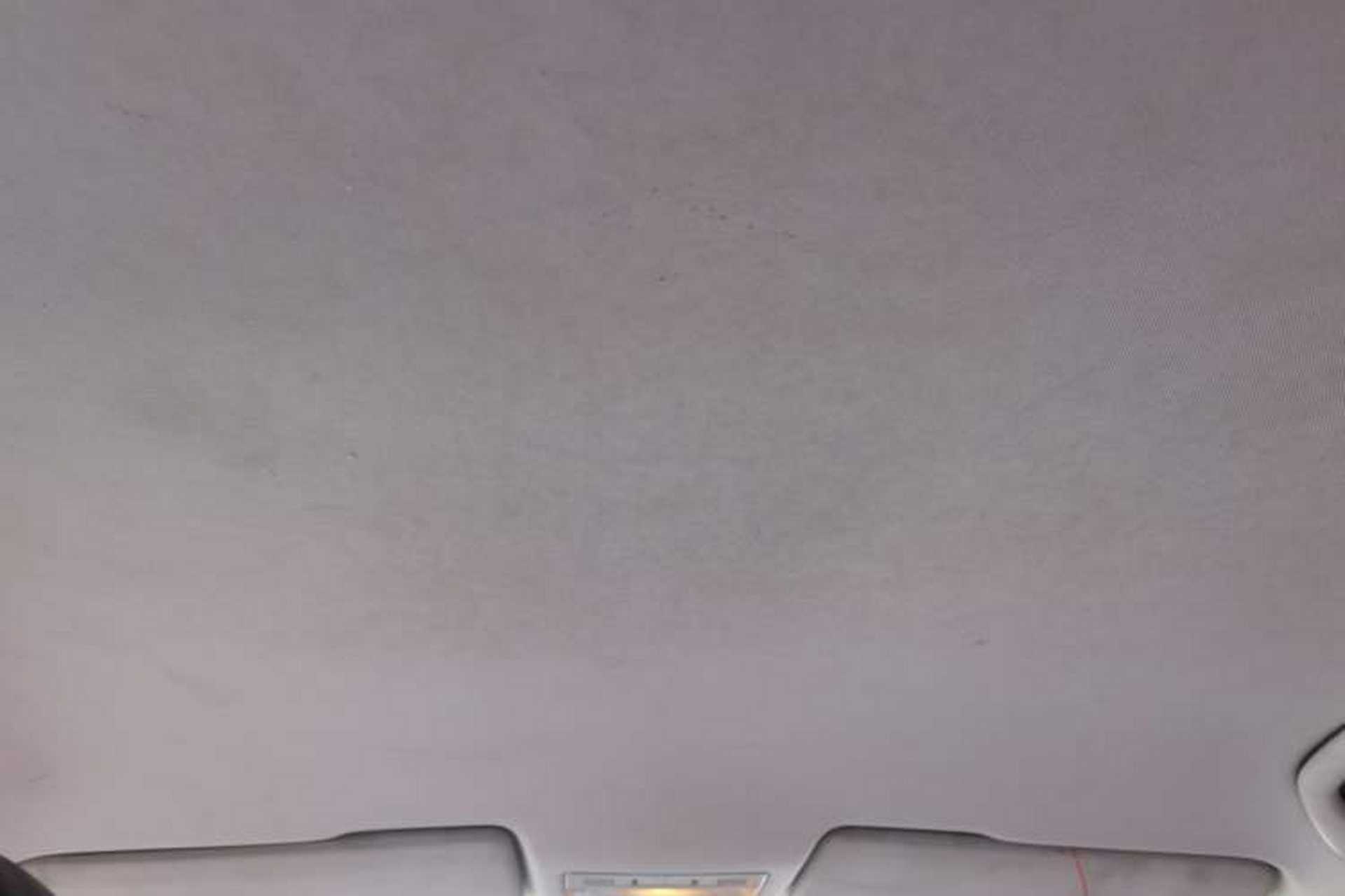 Used Volkswagen Bora 2013 1.6L Manual Fashion Edition Headliner