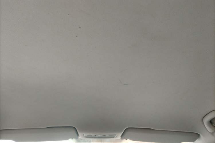 Used Volkswagen Bora 2013 1.6L Manual Fashion Edition Headliner