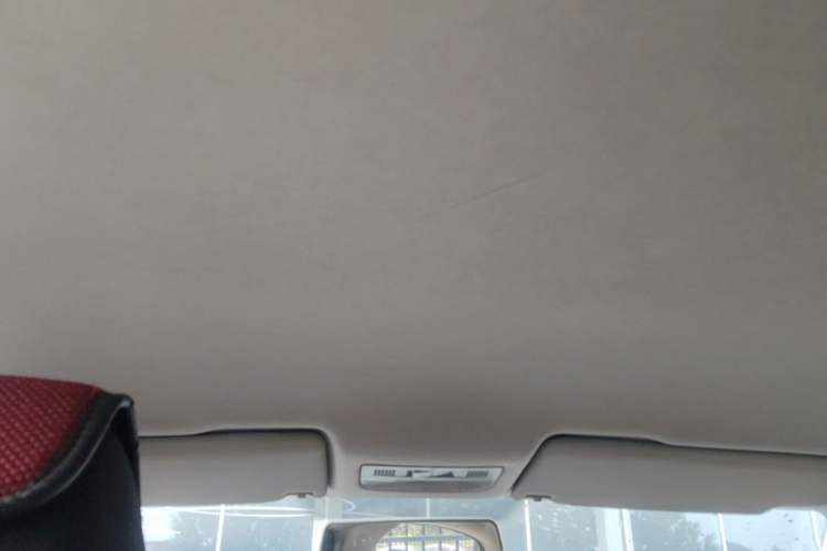 Used Volkswagen Bora 2013 1.6L Automatic Fashion Model Headliner