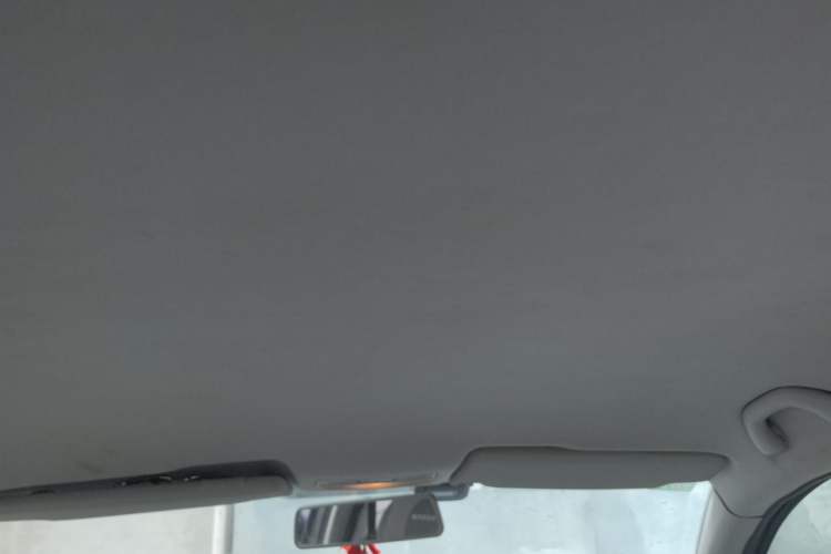 Used Volkswagen Bora 2013 1.6L Automatic Fashion Model Headliner