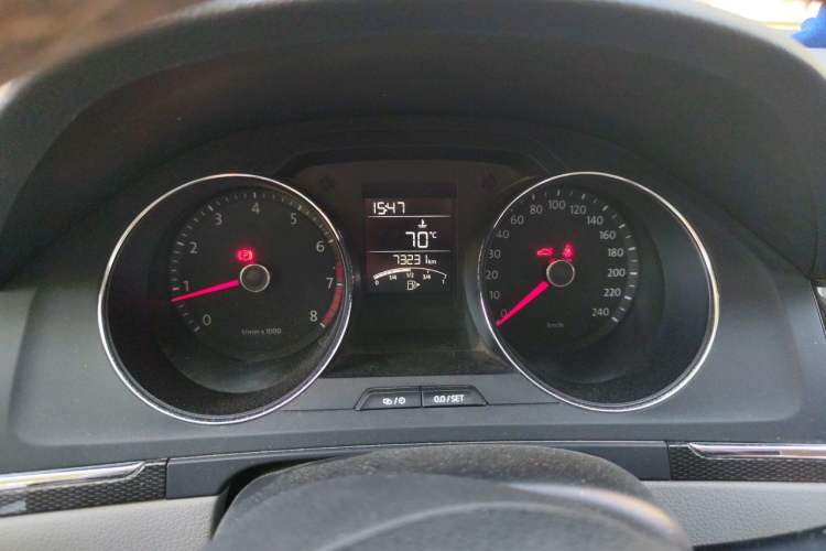 Used Volkswagen Bora 2013 1.6L Manual Fashion Edition Instrument Cluster