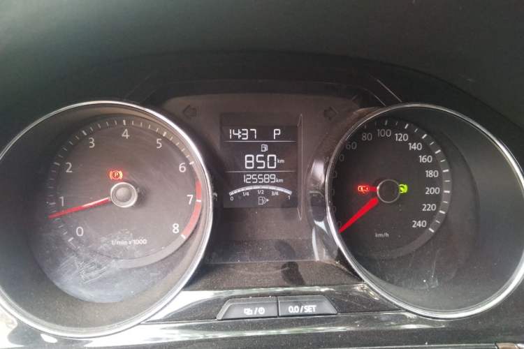 Used Volkswagen Bora 2013 1.4T Automatic Luxury Model Instrument Cluster