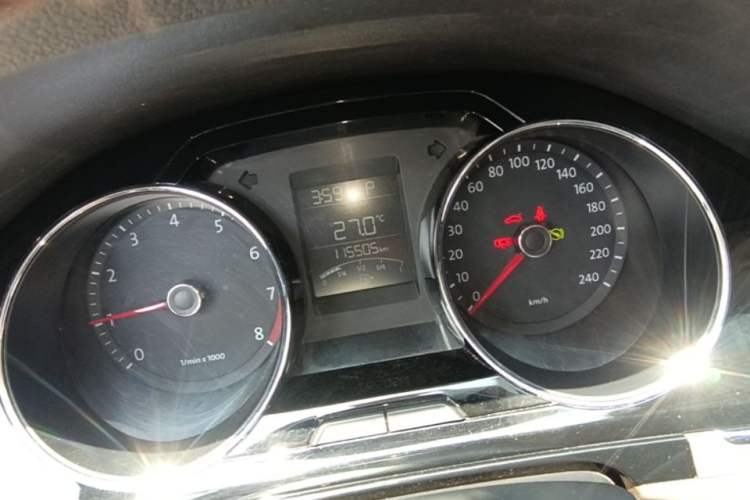 Used Volkswagen Bora 2013 1.6L Automatic Comfort Model Instrument Cluster