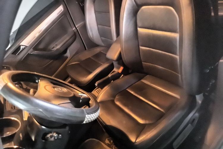 Used Volkswagen Bora 2013 1.6L Manual Comfort Model Left Front Seat
