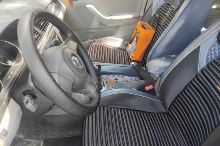 Used Volkswagen Bora 2013 1.6L Manual Fashion Edition Left Front Seat