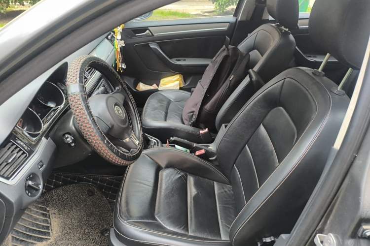 Used Volkswagen Bora 2013 1.6L Manual Comfort Model Left Front Seat