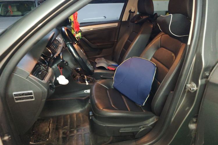 Used Volkswagen Bora 2013 1.6L Automatic Comfort Model Left Front Seat