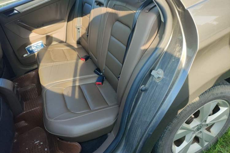 Used Volkswagen Bora 2013 1.6L Automatic Comfort Model Left Rear Seat