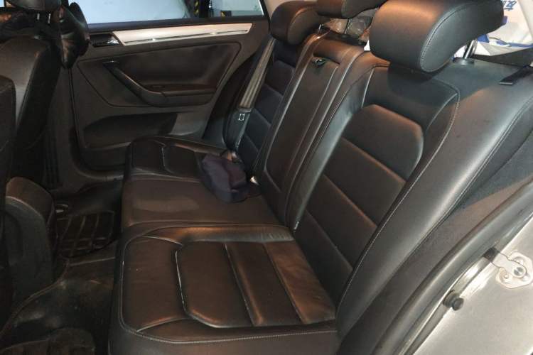 Used Volkswagen Bora 2013 1.6L Automatic Comfort Model Left Rear Seat