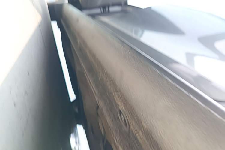 Used Volkswagen Bora 2013 1.6L Manual Fashion Edition Left Side Sill